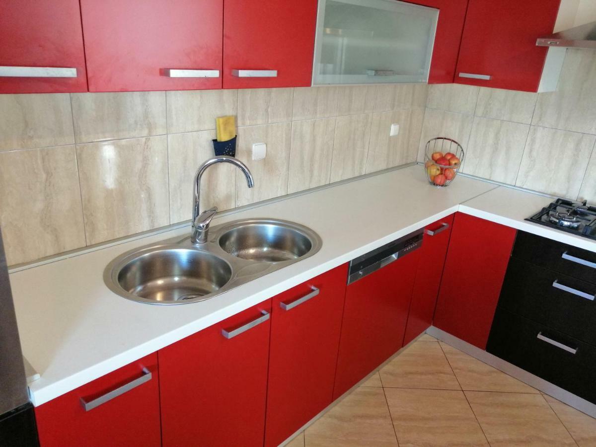 Apartman Rosanda โพเซดารเย ภายนอก รูปภาพ